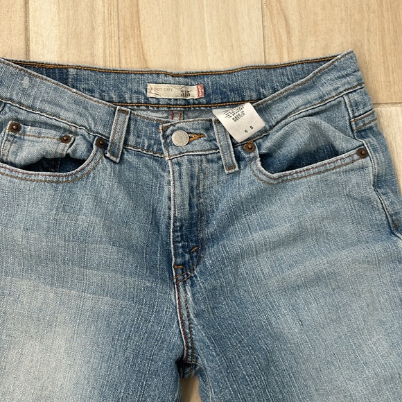 Levi’s boot cut - Picture 2 of 4